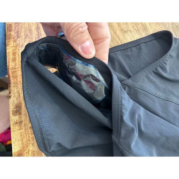 Amoressa Women's Black V-neckline One Piece Swimsuit Size 12 - Picture 4 of 8